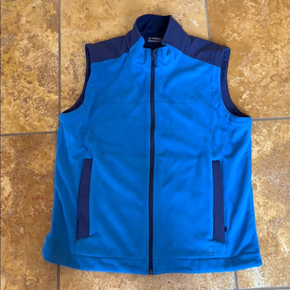 Men’s REI fleece vest, Large